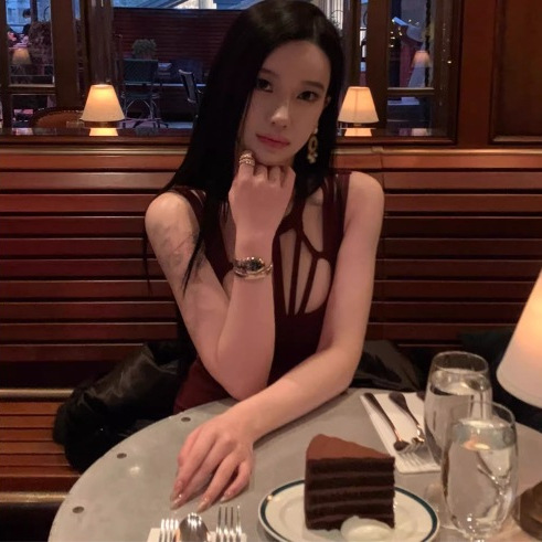 TZ3354纯欲风性感辣妹包臀短裙女春夏新款修身显瘦小众时尚连衣裙