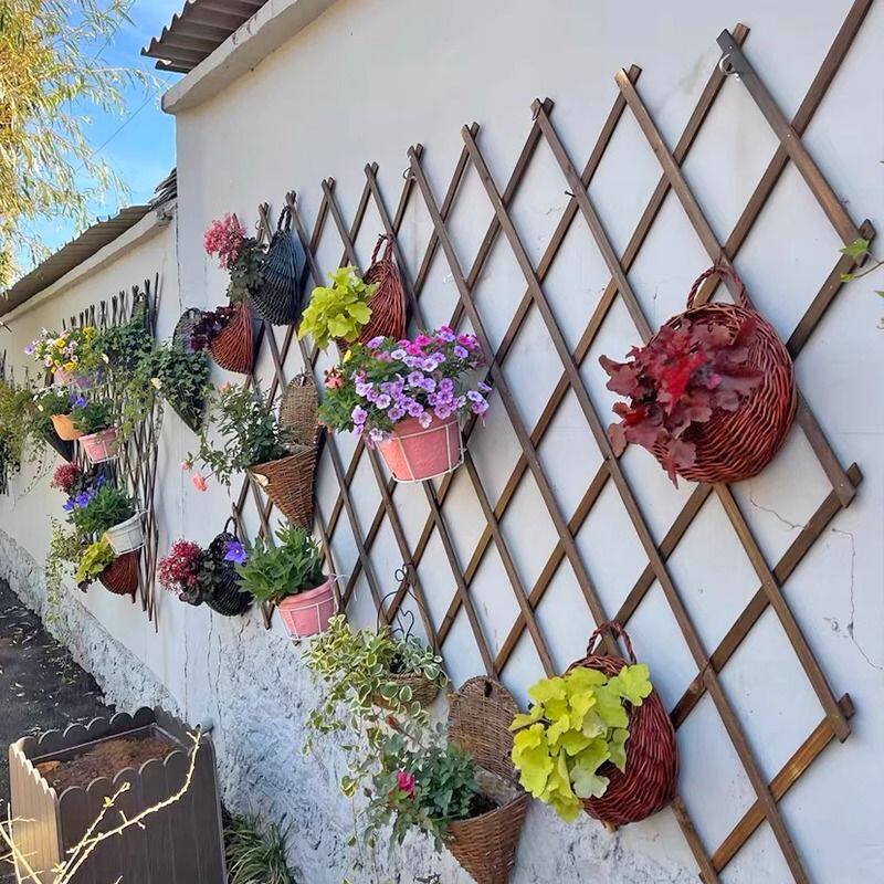 户外防腐木栅栏墙面装饰伸缩围栏阳台庭院网格爬藤架室外墙上花架