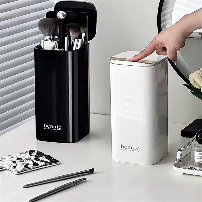 按压化妆刷收纳筒高级感升降带盖梳妆台桌面化妆品口红眉笔刷子桶