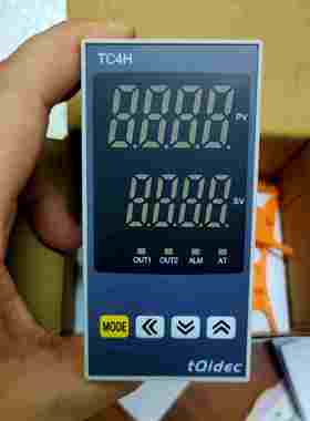 台泉智能PID控制数显温度调节控制器 TC4H-R1TC(K型)