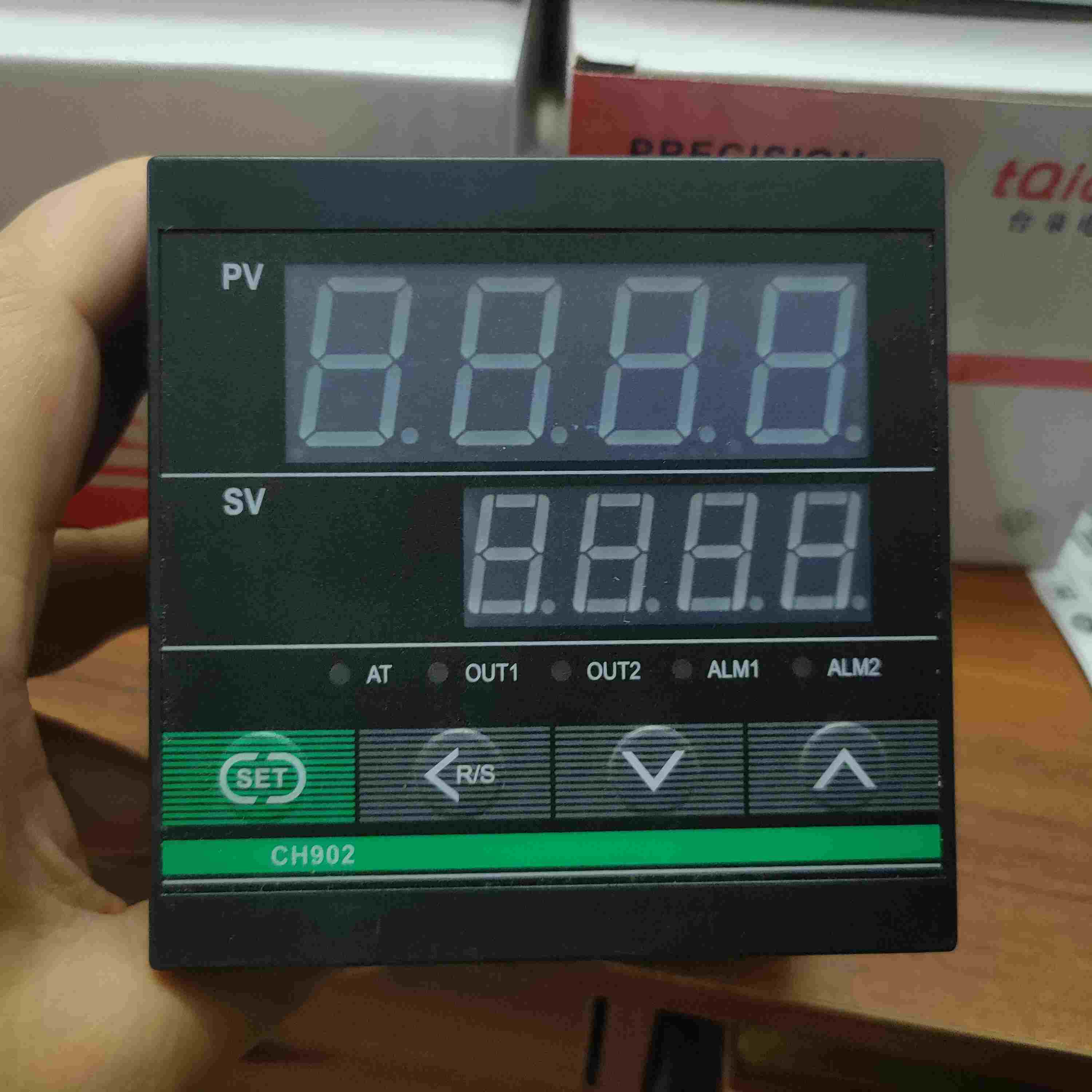 台泉 96数显智能温控表 CH902 FK02-MAN 短壳 (K型继电器)