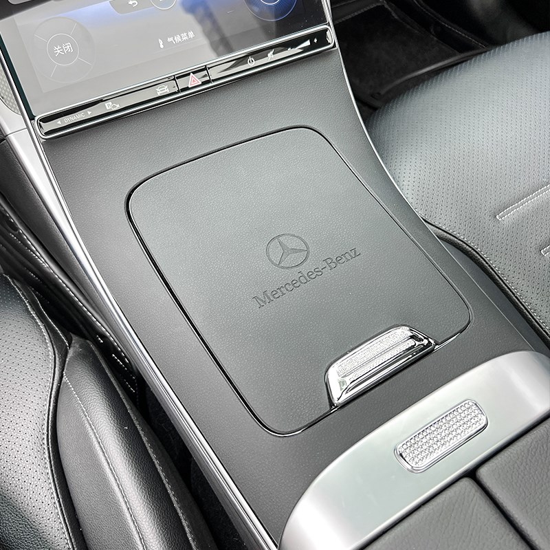 热销适用GLC260l中控面板硅胶保护垫GLC300贴膜C级防滑垫内饰用品