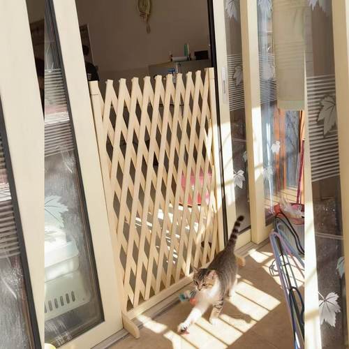 宠物围栏狗笼隔断拦狗栅栏阳台隔离门可伸缩栅栏门挡狗挡猫兔护栏 - 封面