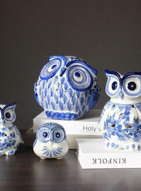 景德镇青花瓷陶瓷工艺品家居摆设猫头鹰摆件办公室桌面招财乔迁礼