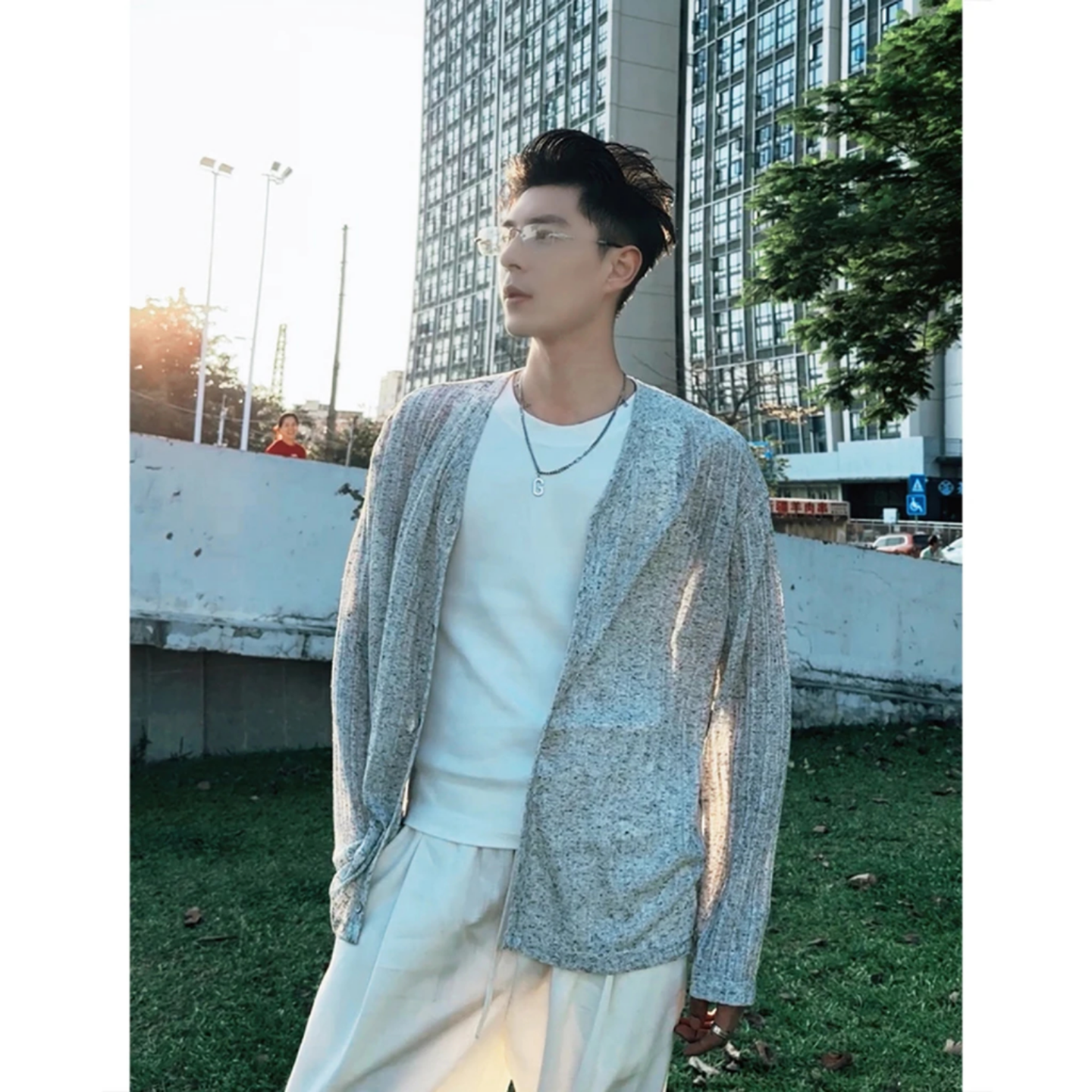 春夏薄款肌理感宽松简约清爽纯色开衫时尚潮流百搭男士透气老钱风