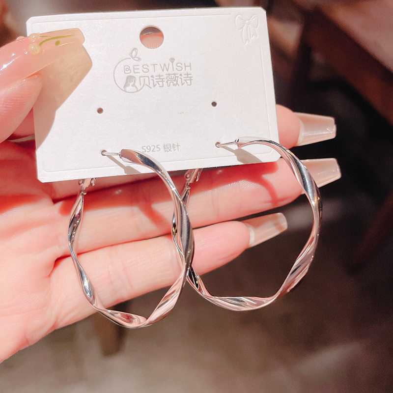 欧美夸张圆圈金属耳圈女韩国气质大圈圈s925银针个性百搭网红耳环,饰品/流行首饰/时尚饰品新,耳环,淘宝优惠券,粉丝福利购,淘宝优惠卷