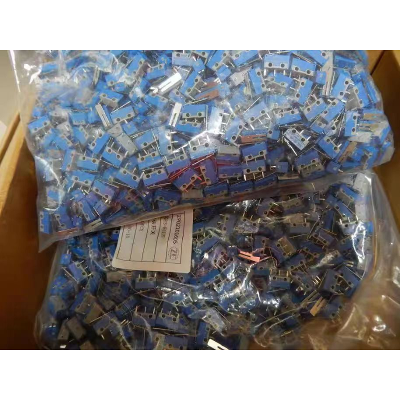 供CHERRY樱桃小型鼠标微动开关 3A 125V限位开关触碰行程检测开关