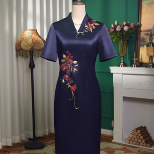 新款妈妈装婚宴V领旗袍高端结婚喜婆婆礼服