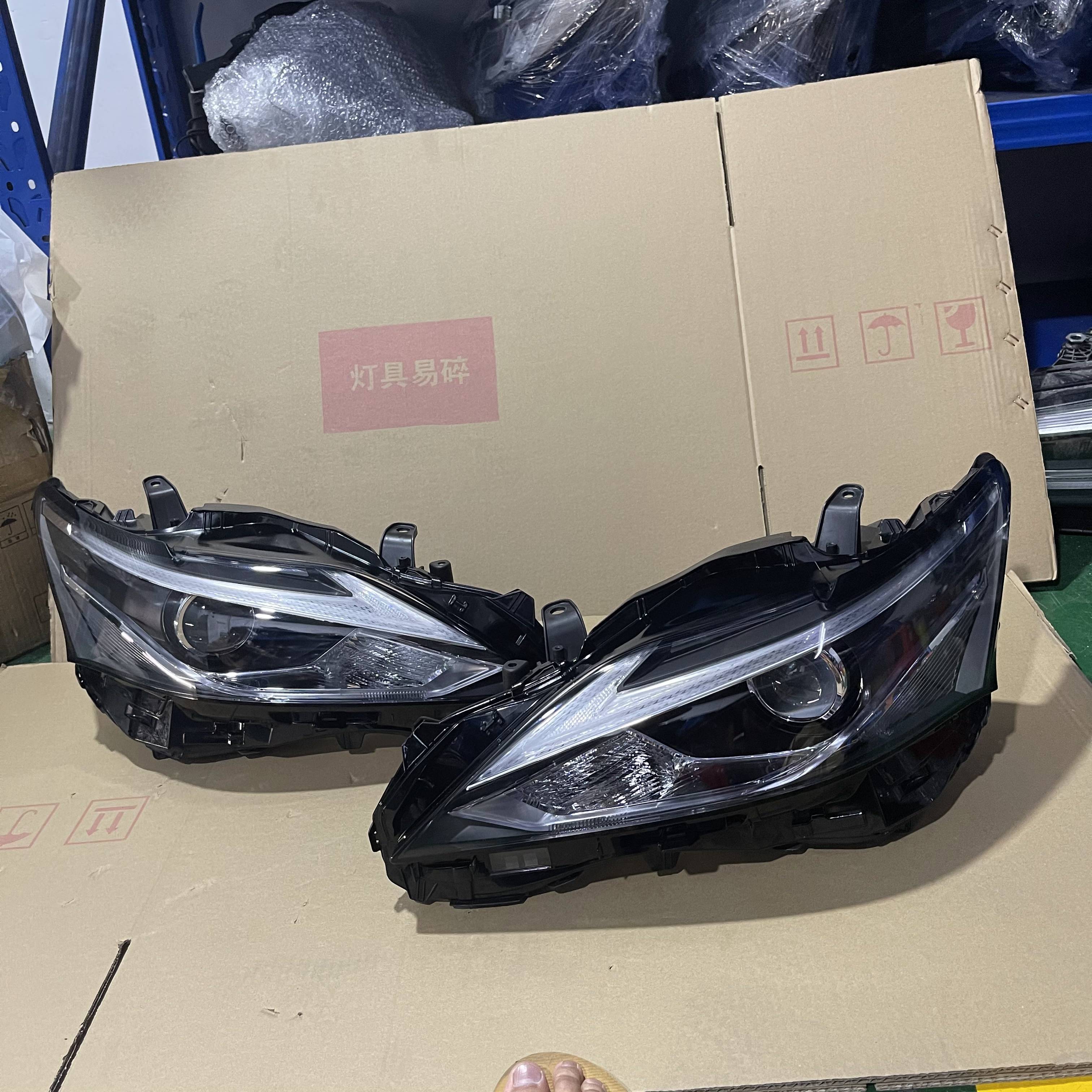 适用雷克萨斯CT200H 大灯升级高配LED 对插安装即可 原厂拆车件