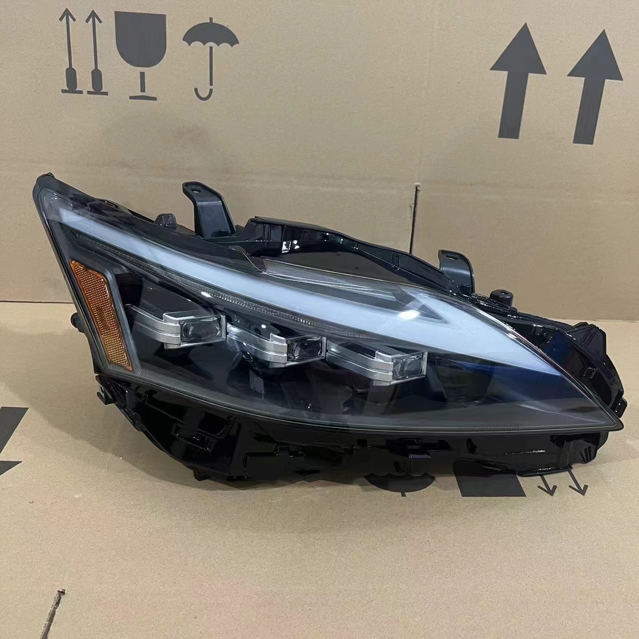 适用于雷克萨斯CT200h大灯总成13-17款改装LED日行灯流水转向灯