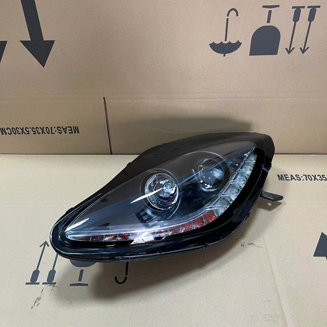 适用莲花路特斯elise大灯 莲花跑车路特斯大灯总成路特斯前照明灯