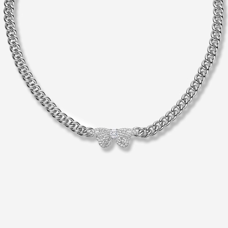 何方枯叶蝶短项链陈都灵925银女