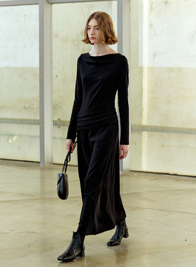 NON RESTRAIN黑色优雅荡领长袖针织连衣裙女高级捏褶修身显瘦长裙