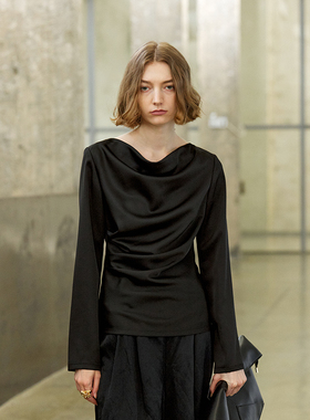 NON RESTRAIN法式高级缎面荡领T恤女设计感捏褶收腰显瘦长袖上衣