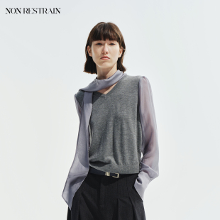 NON RESTRAIN莱赛尔天丝飘带V领上衣女假两件拼接羊毛混纺针织衫