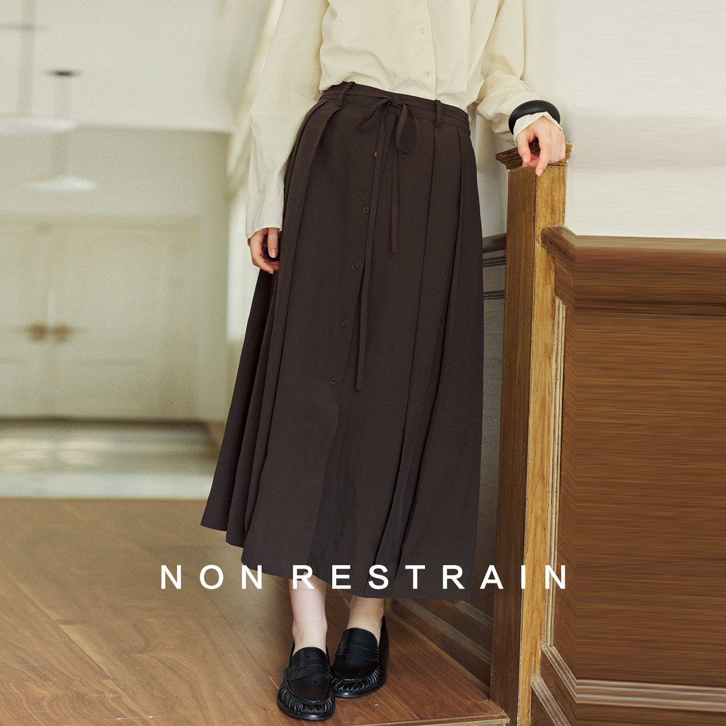 NONRESTRAIN高腰A字半身长裙女