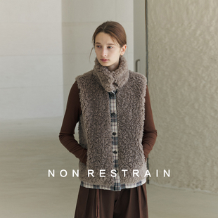 NON 皮草外套女牛角扣立领仿羊羔毛背心马甲 RESTRAIN格纹拼接无袖
