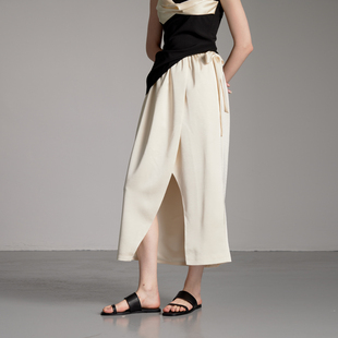 NON RESTRAIN春夏新款缎面抽褶优雅气质设计感开叉花苞半身裙女