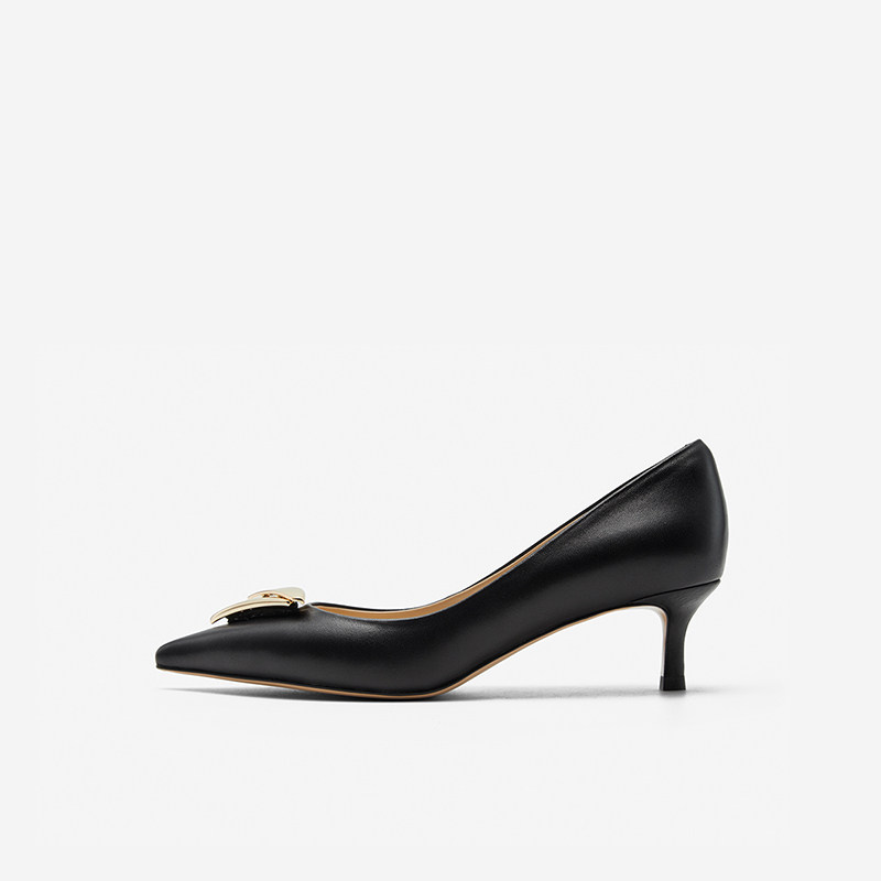Nine West/玖熙2025春新款浅口单鞋羊皮优雅尖头饰扣细跟气质女鞋