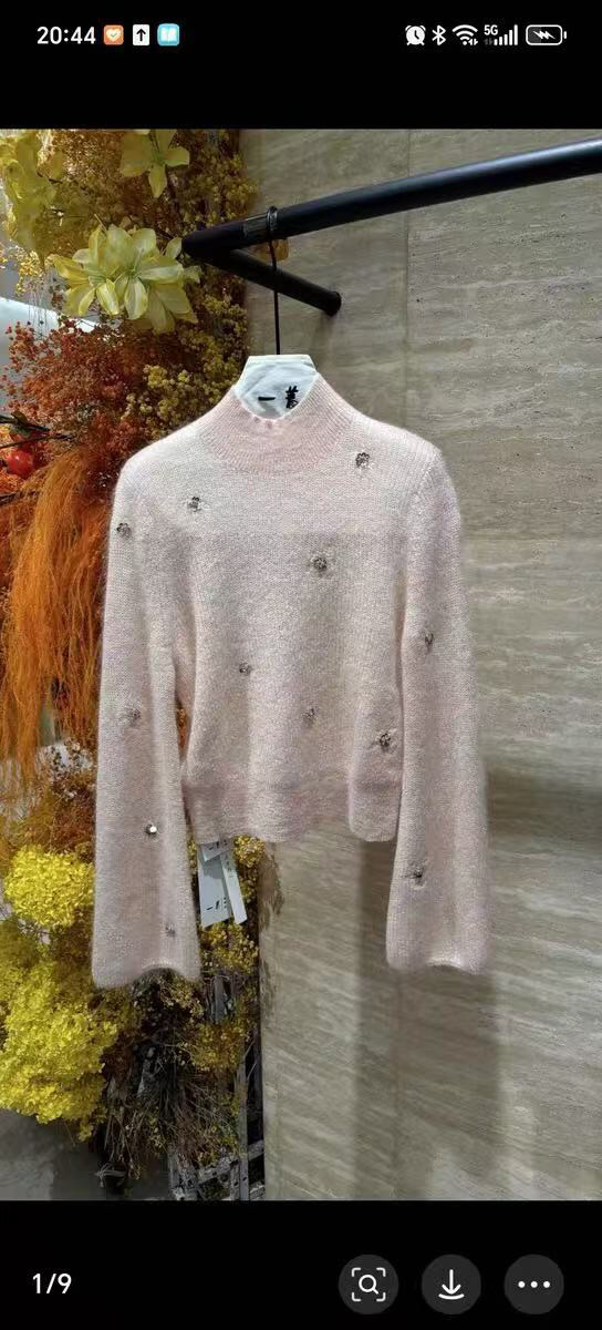 章海燕高端线 重工钉珠高领宽袖温暖柔软超幼马海毛美丽诺羊毛017