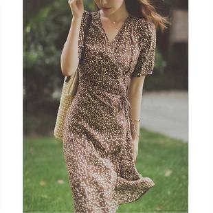 雪纺轻熟风V领连衣裙 日系轻奢女装 2025夏季 新款 高腰碎花裙子短袖