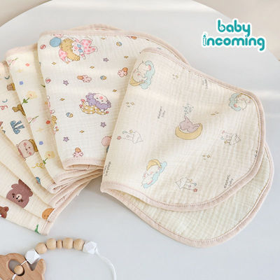 2025新款三层纱布柔软婴儿拍嗝围兜垫肩巾吸奶毛巾儿童口水巾纯棉