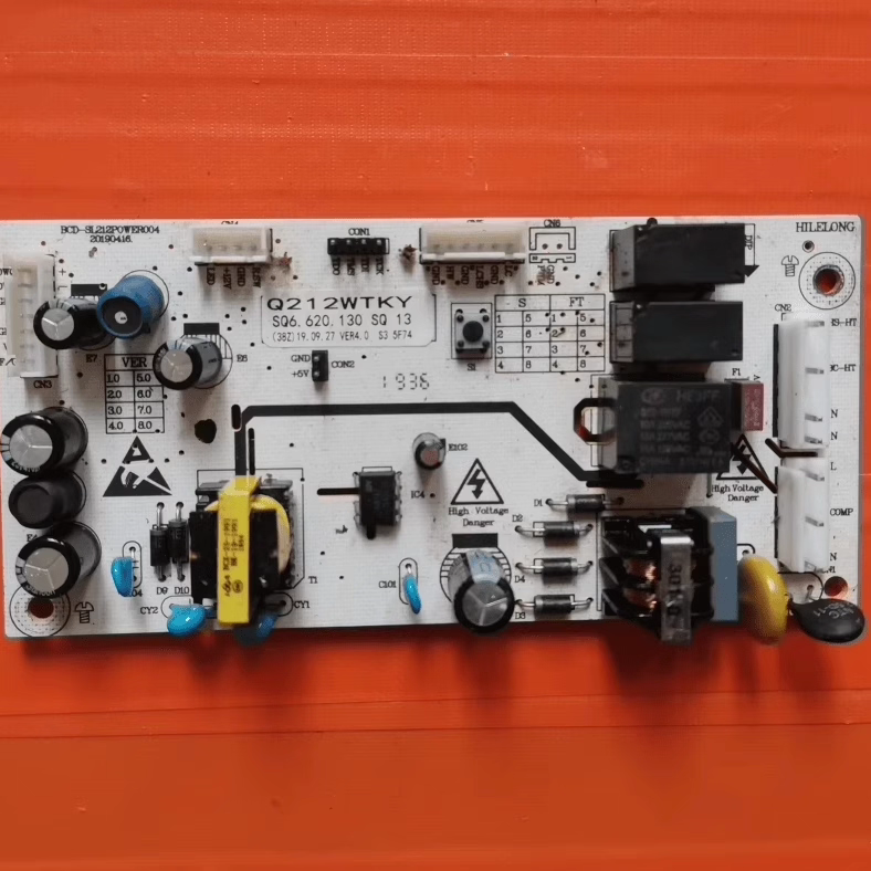 伊莱克斯冰箱BCD212WTKY电脑板控制板Q212WTKY/SQ6.620.130