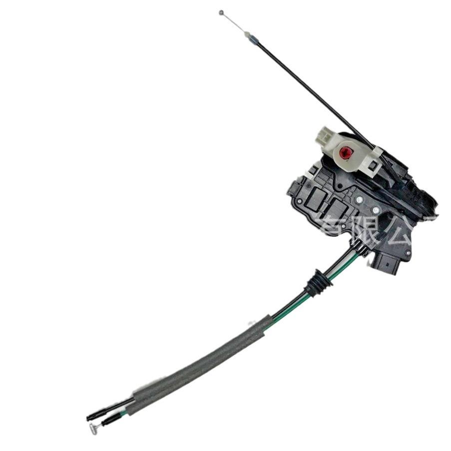 813102P000适用索兰托车门锁块闭锁器左门锁执行器81310-2P000