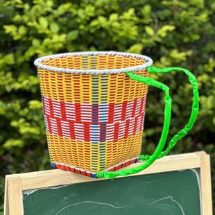 儿童背篼四川纯手工编织塑料舞蹈道具幼儿园游戏小背篓小背篼