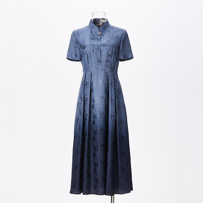 吉祥衣家海远山外连衣裙