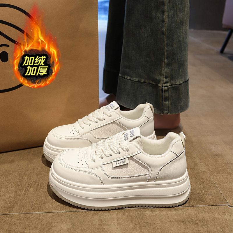 踩屎感加绒厚底真皮小白鞋女