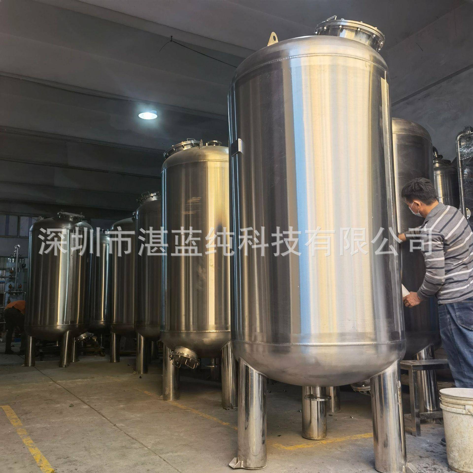 多介质过滤器机械过滤器石英砂过滤器活性炭过滤器污水过滤罐