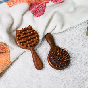 金丝檀木可爱小猫脸圆梳子实木长发梳按摩梳粗齿刮痧经络梳