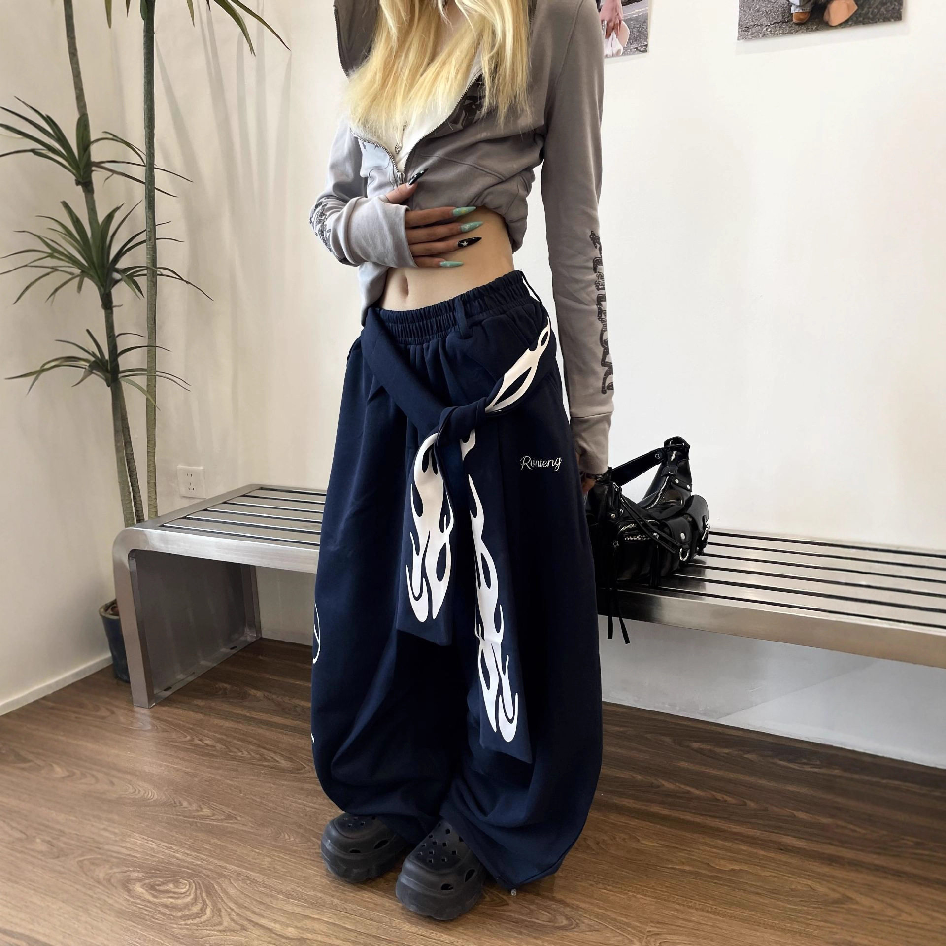 women clothesjazz欧美嘻哈跳舞字母火焰印花绑带宽松潮流卫裤女