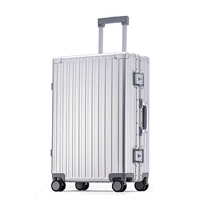 Светлое роскошное серебро (весь алюминиево-магниевый сплав прочный и долговечный)