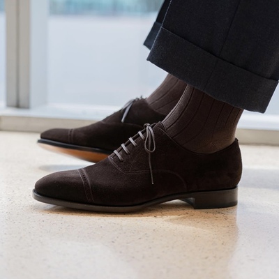 雅生AXEN 深棕色英国CFS厂Repello翻毛皮布洛克雕花牛津鞋橡胶底