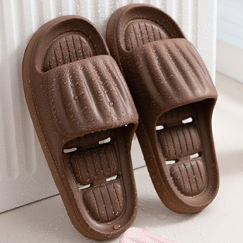 浴室凉拖鞋男士夏季踩屎感室内家居镂空漏水速干洗澡防滑休闲拖鞋