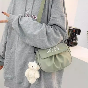 帆布包女斜挎包2025新款韩版潮夏季日系文艺百搭可爱单肩包小包包