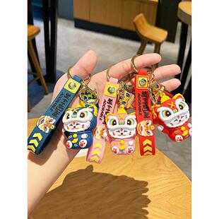 国潮醒狮招财猫创意钥匙扣女卡通可爱书包挂件公仔挂饰汽车钥匙链