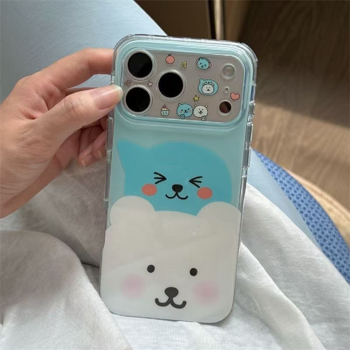 浅蓝大视窗适用苹果17PRO