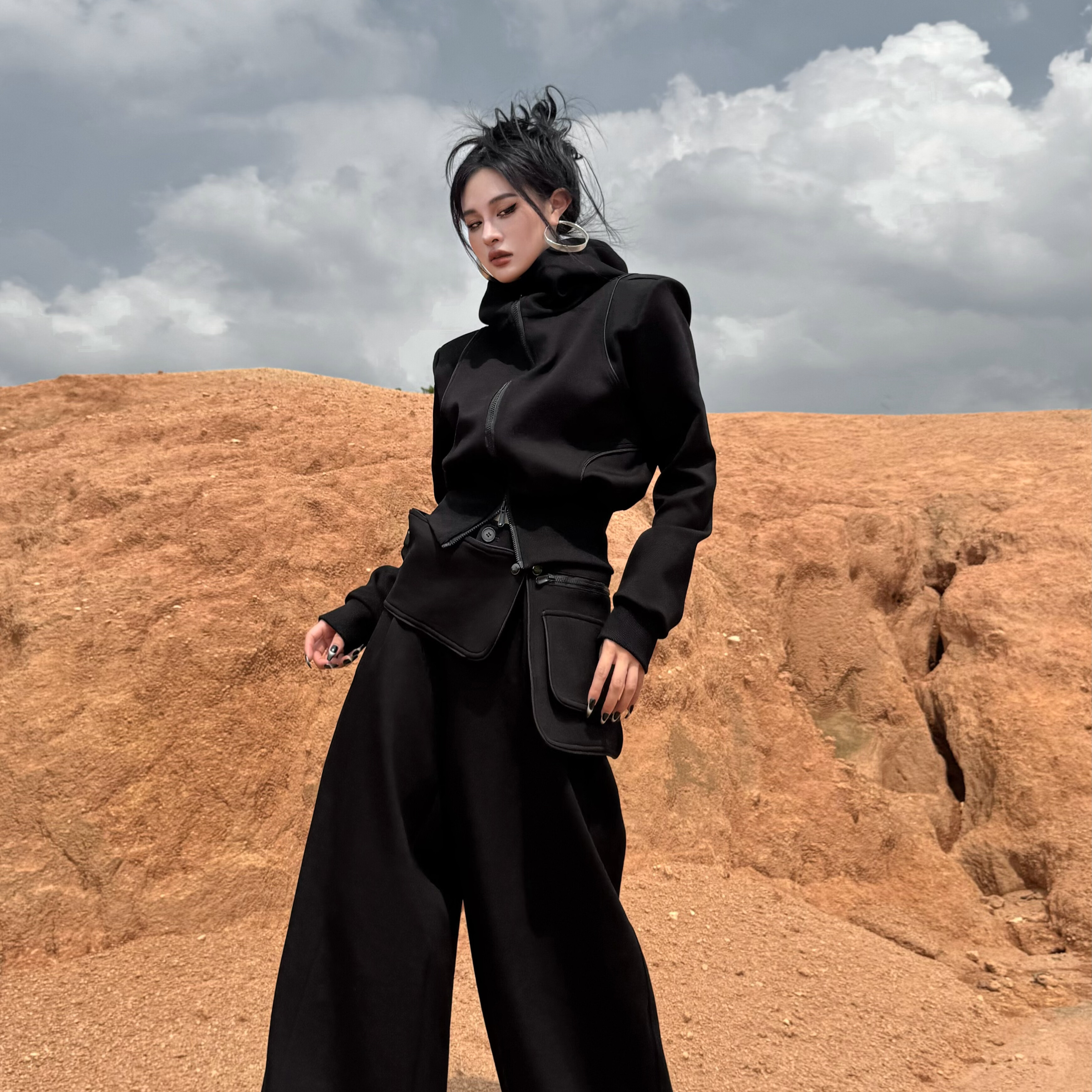 Blackgirl黑色高级感连帽套装