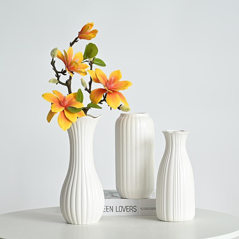 简约陶瓷白色花瓶北欧现代家居客厅装饰插干花器个性ins花瓶摆件