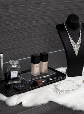 现代轻奢样板间梳妆台衣帽间项链耳环组合软装饰品搭配套装摆件