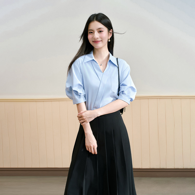 面试穿搭蓝色衬衫短袖夏季职场高智感通勤风套装女士职业正装上衣