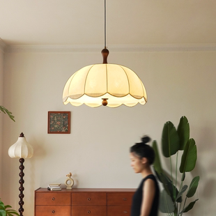 法式中古风吊灯卧室奶油风印花布艺复古餐厅灯日式原木风书房灯