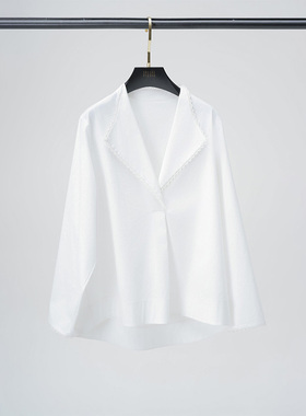 门里门外白色进口棉蕾丝边衬衫BR25QW1055A