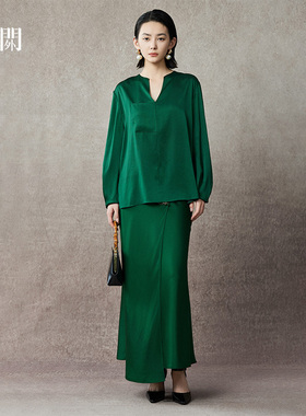 绿色香云纱V领上衣BC24QS0518A绿色香云纱半裙BC24QB0519A