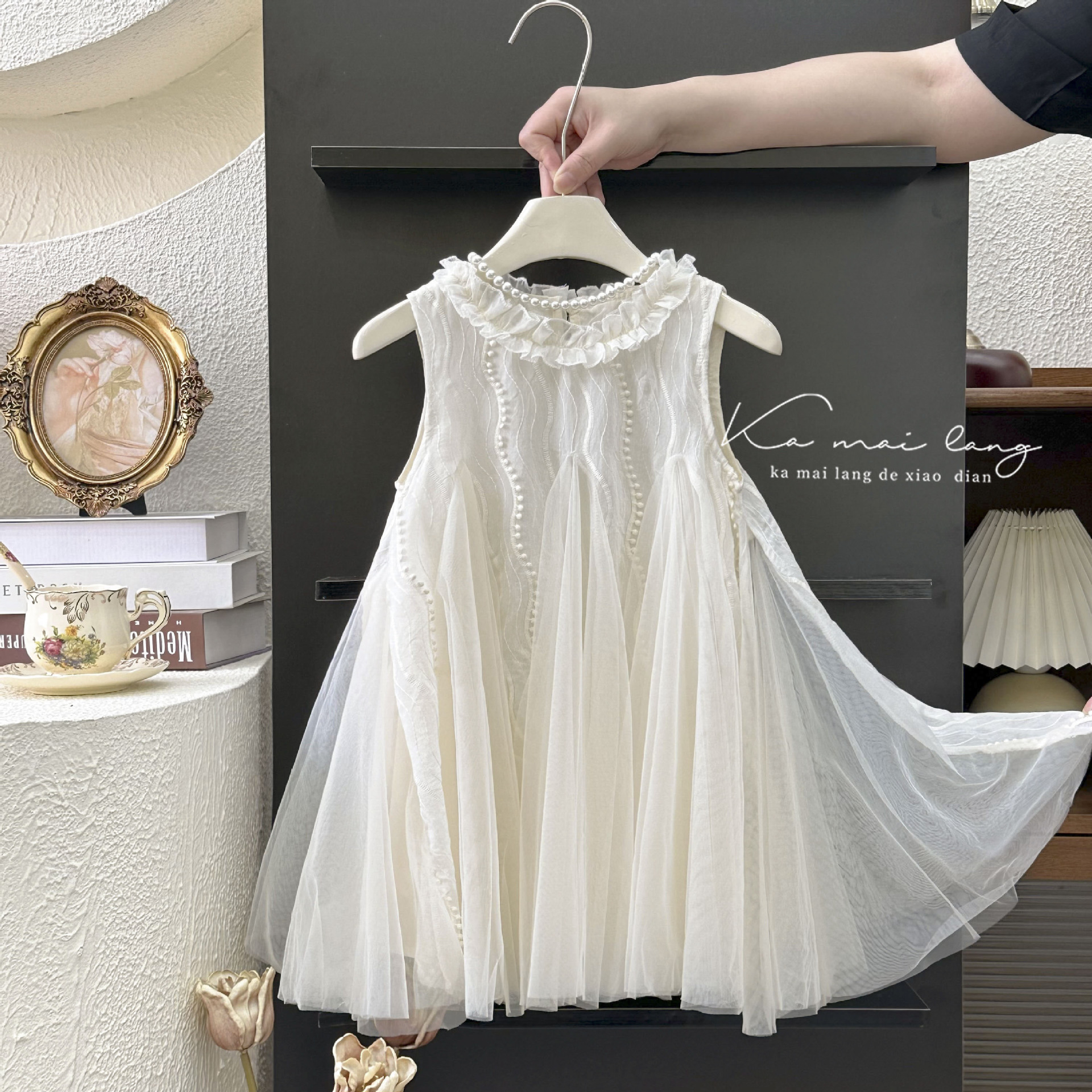 女童连衣裙2025新款夏季高级感儿童米色超仙法式礼服背心裙公主裙