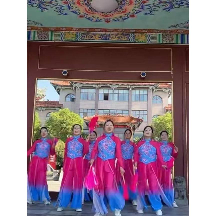 胶州演出服装新款套装中国风高端广场舞现代秧歌服女扇子舞打鼓舞