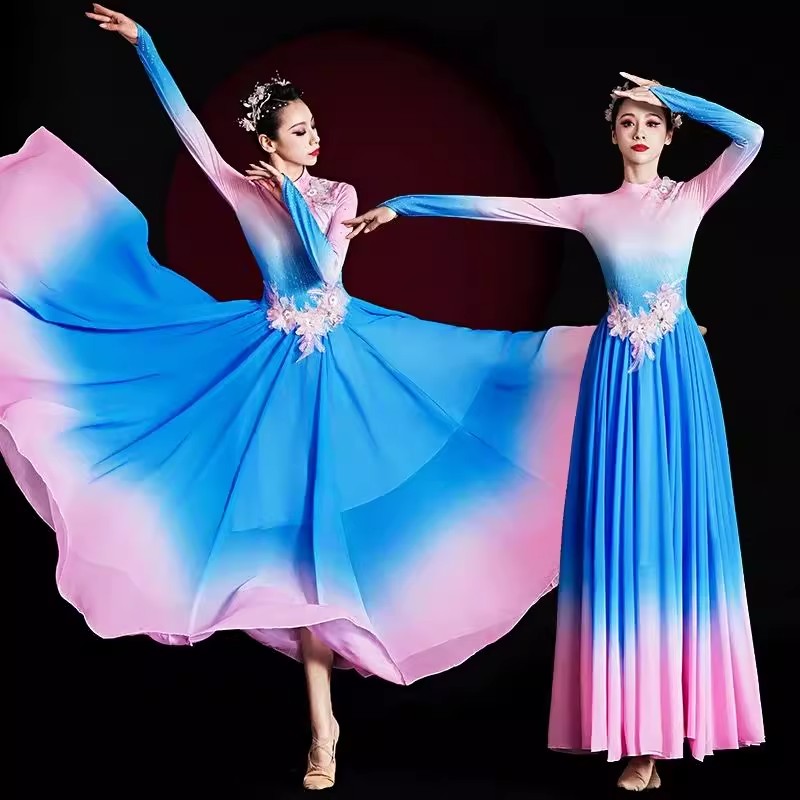 古典舞蹈服女飘逸渐变开场舞大摆裙演出服仙气成人中国舞艺考服装